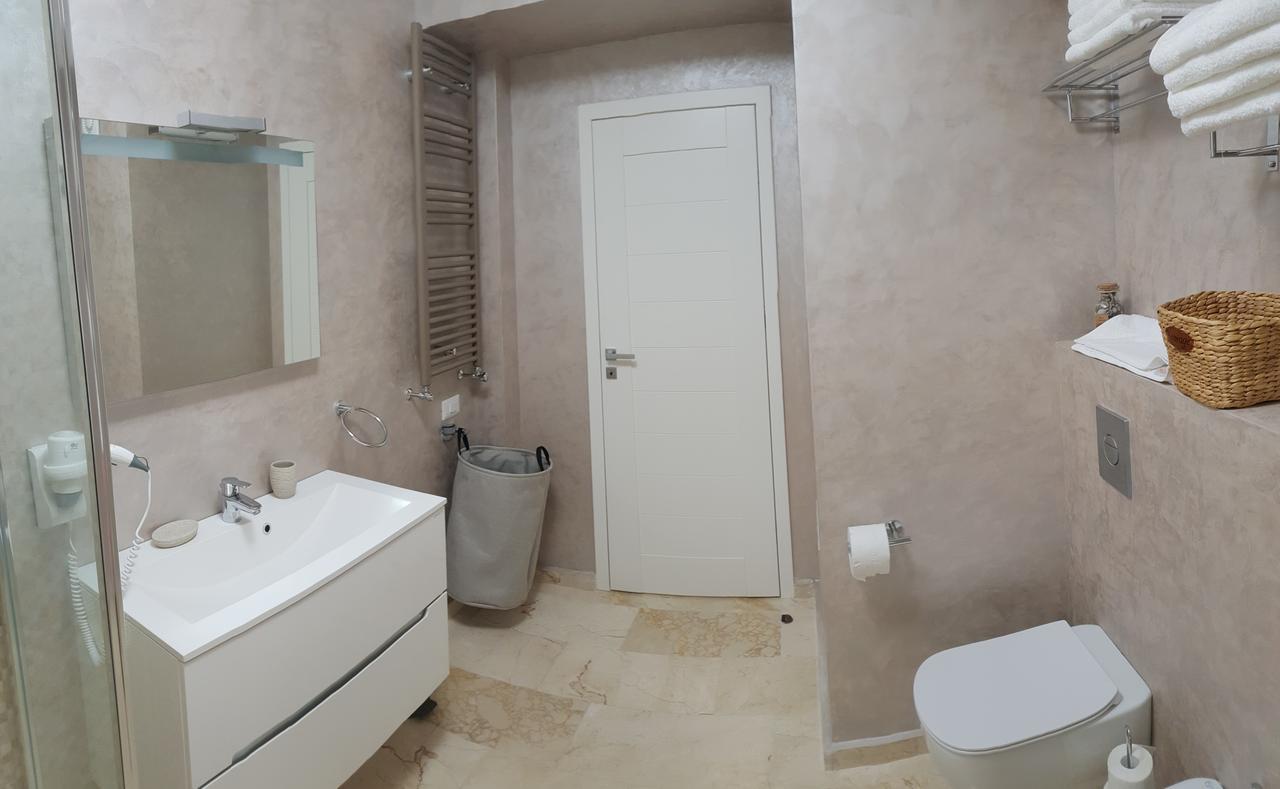 Marble Luxury Apartments Mamaia Buitenkant foto